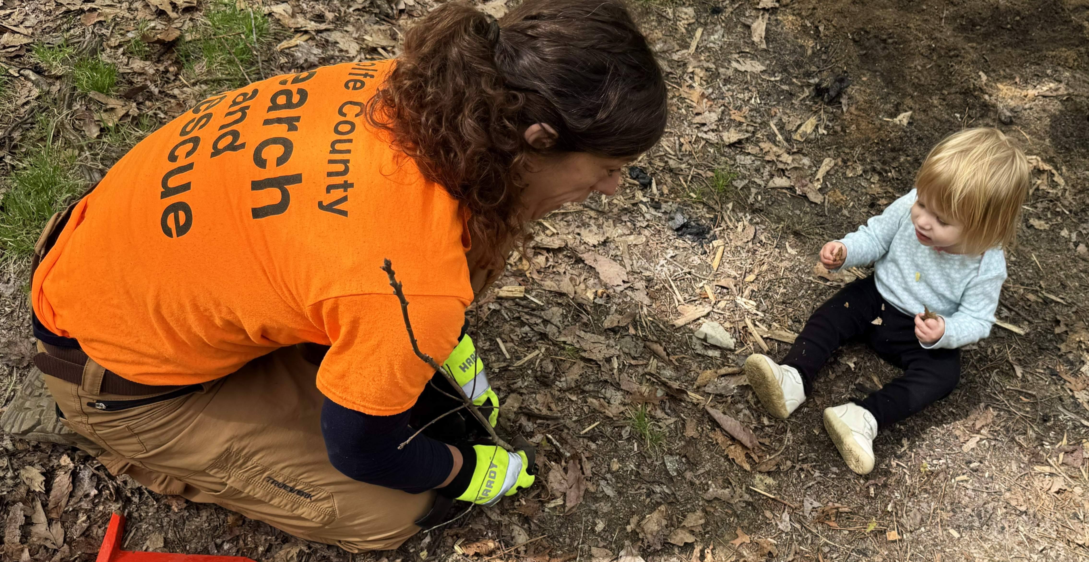 Team plants trees for Earth Day ’26