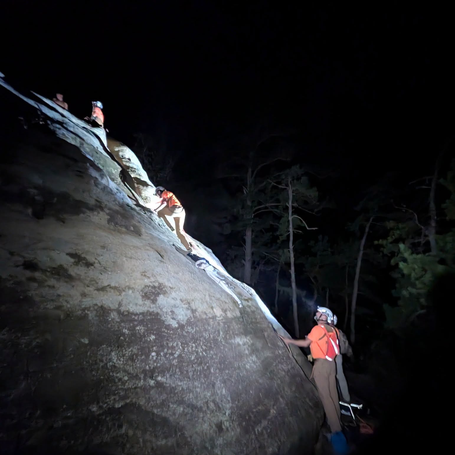 Couple rescued from Cloud Splitter